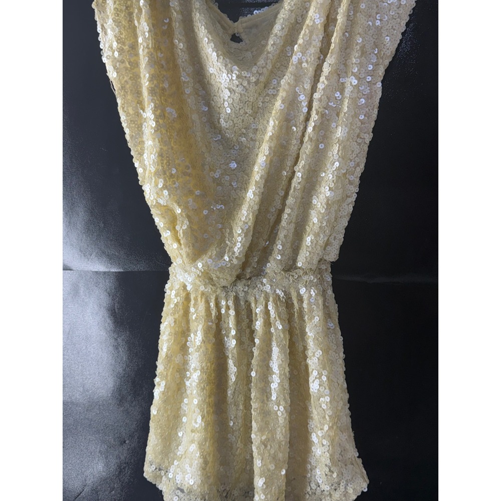 Rare London Sequin‎ Mini Dress Pale Yellow Cowl Neck Keyhole Back Size 6